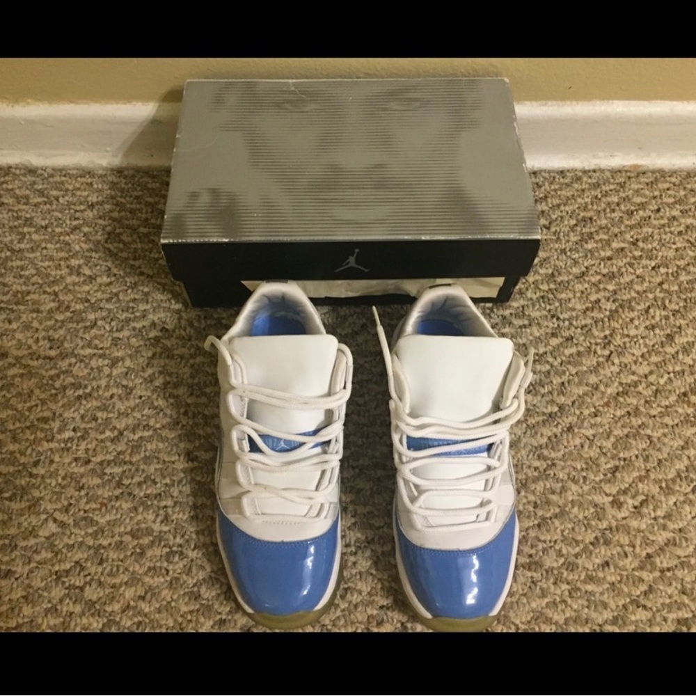2001 Air Jordan’s retro 11 Low GS Columbia Blue